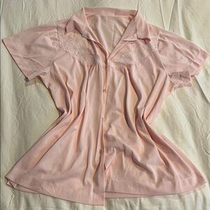 Vtg 50s/60s Pink Short Sleeve Button-Up Sleep Blouse, size XL